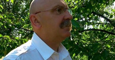 Kamraty i kamratki: Marian Kulik Kamraty i kamratki: Marian Kulik