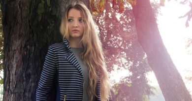 Monika Neumann: Opowiadanie bez autora Monika Neumann: Opowiadanie bez autora